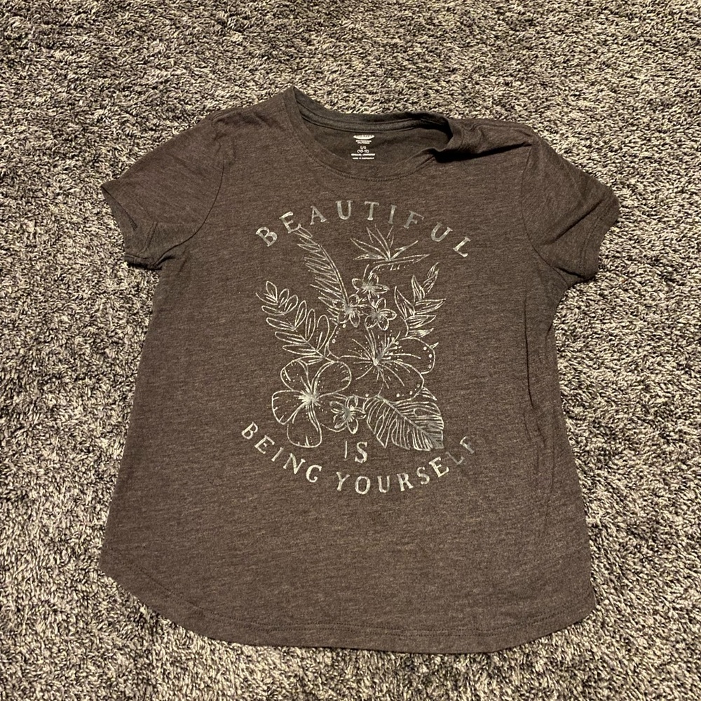 Girls T shirt Large